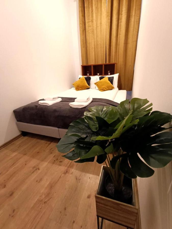 Spacious City Center Family 2 Bedrooms Apartment Riga Extérieur photo