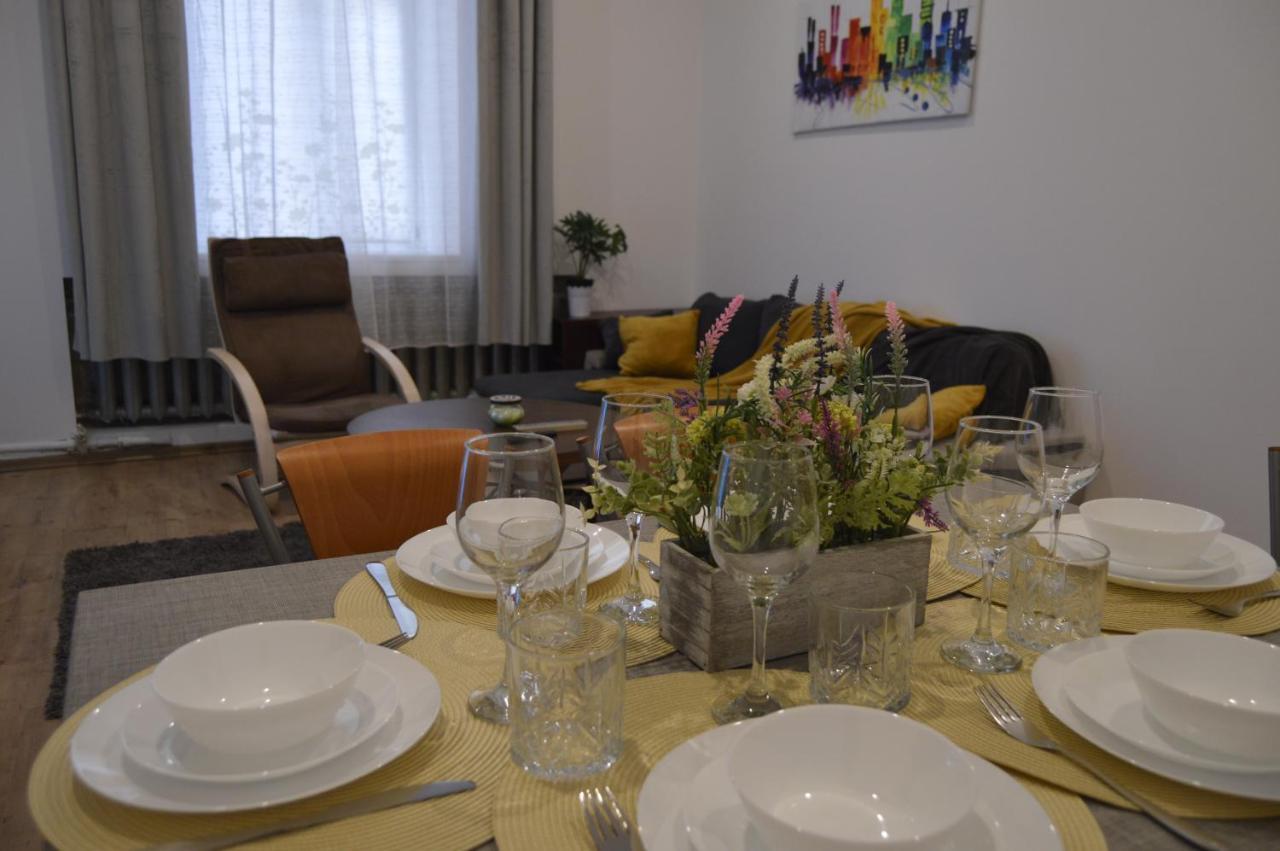Spacious City Center Family 2 Bedrooms Apartment Riga Extérieur photo